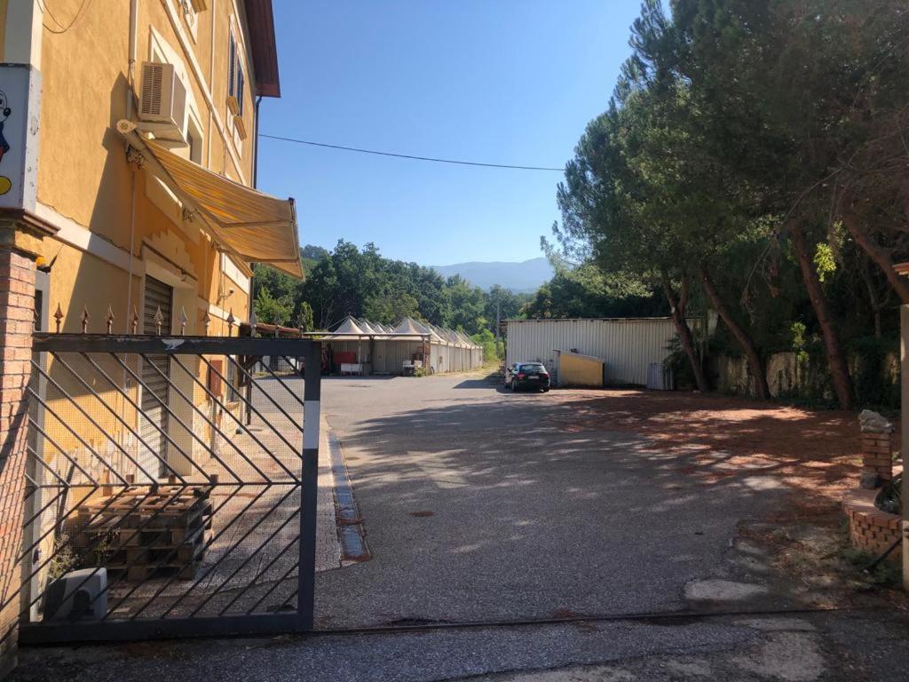Mare O Montagna Apartment Cosenza Exterior photo